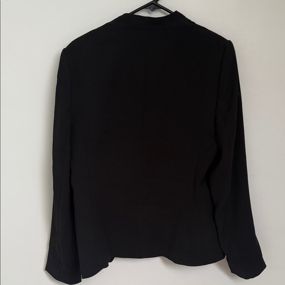 Banana Republic Elegant Black Blazer - Picture 6 of 6